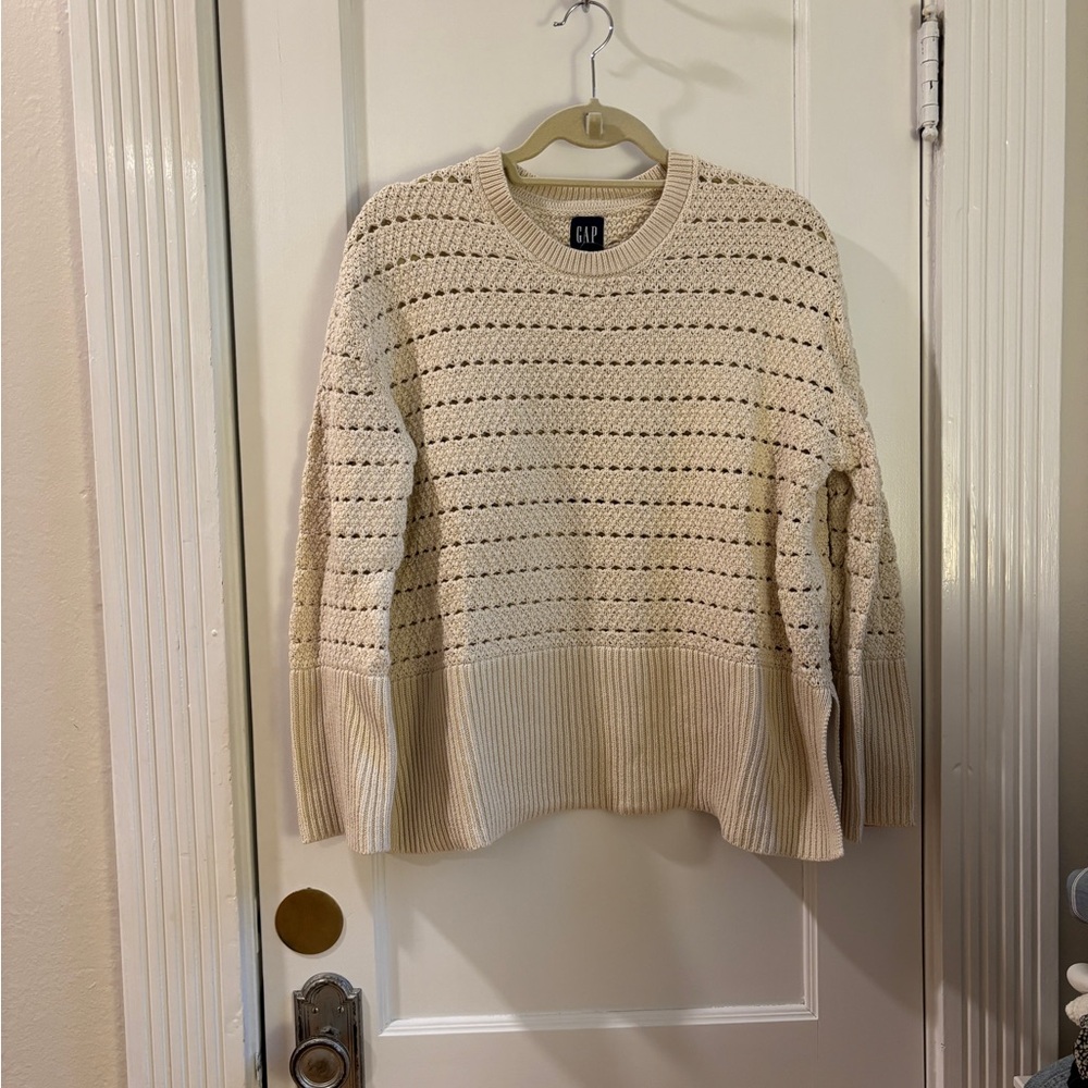 GAP Beige Textured Knit Top